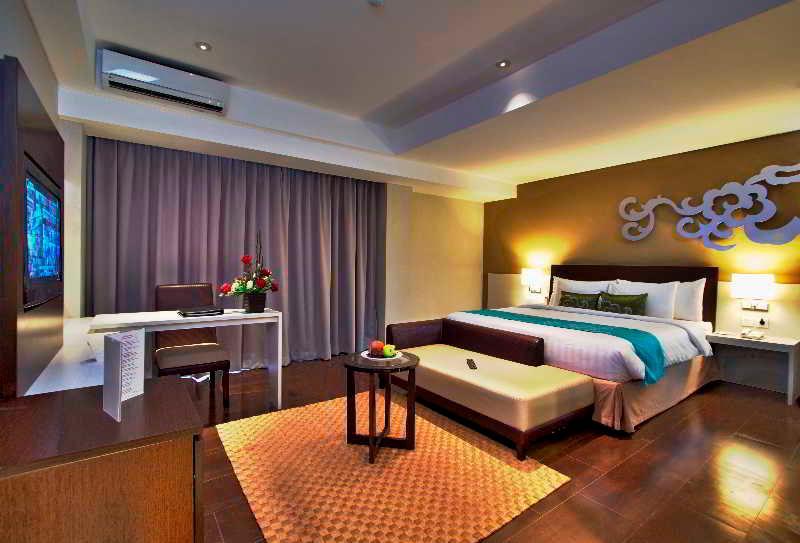 Soll Marina Hotel & Conference Center Bangka Панкалпинанг Экстерьер фото