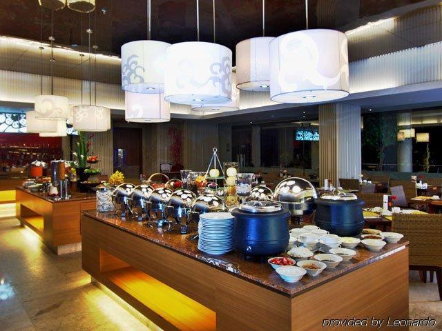 Soll Marina Hotel & Conference Center Bangka Панкалпинанг Экстерьер фото