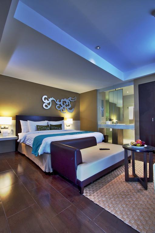 Soll Marina Hotel & Conference Center Bangka Панкалпинанг Экстерьер фото